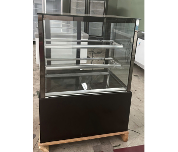 Tủ Bánh Kem Inox Lightcool 90CM 312L DG-900Z Kính Vuông Đen
