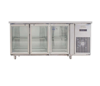 Bàn mát 3 cánh Yubann YB-F18 460L