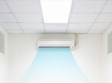 So sánh công suất máy lạnh Inverter và không Inverter trong cùng diện tích sử dụng.