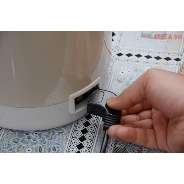 Bình thủy điện Sharp KP-20BTV