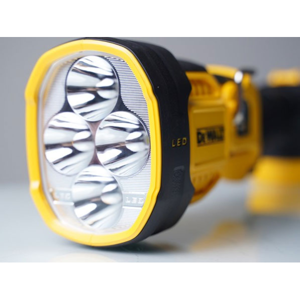 Đèn LED dùng pin DeWalt 20V Max DCL043N-KR - Chưa pin, sạc