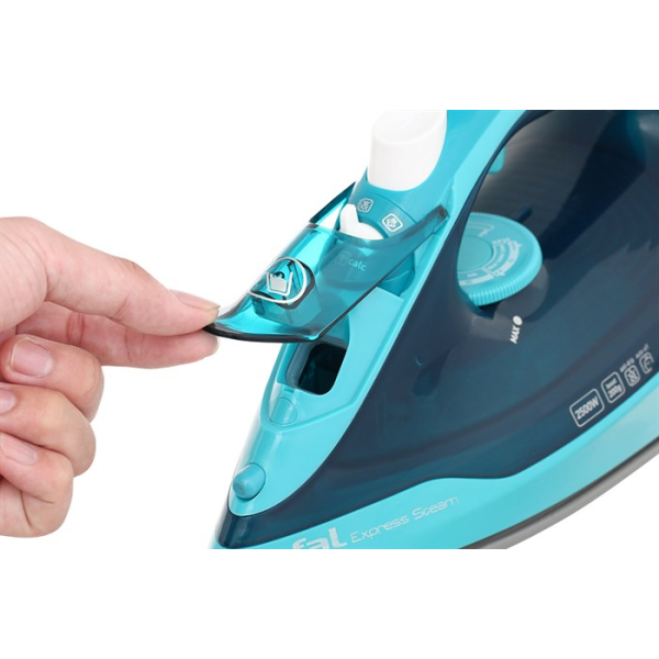 Bàn ủi hơi nước Tefal FV2867E0