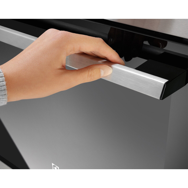 Lò nướng Electrolux RZB2110AAXA (53 lít)