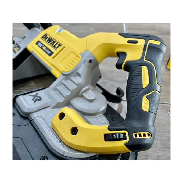 Máy cưa vòng dùng pin Dewalt DCS374N-KR - Chưa pin và sạc
