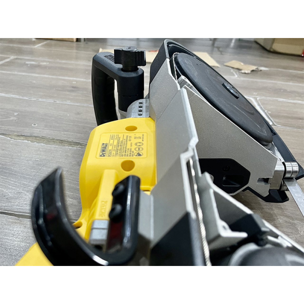 Máy cưa vòng dùng pin Dewalt DCS374N-KR - Chưa pin và sạc