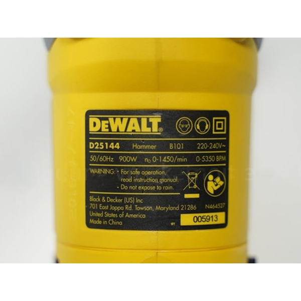 Máy khoan búa DeWalt D25144KA