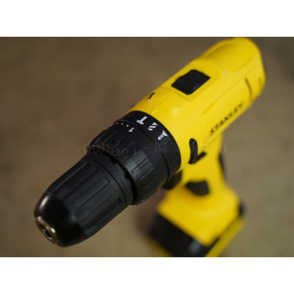 Máy khoan động lực dùng pin 12V Stanley SCH121S2