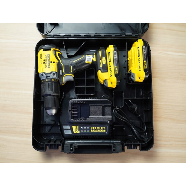 Máy khoan động lực dùng pin Stanley SBD715D2K