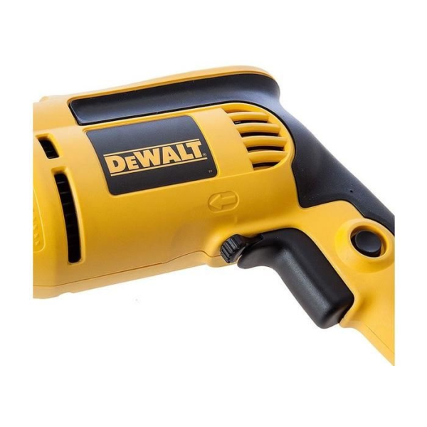 Máy khoan động lực DeWalt DWD024
