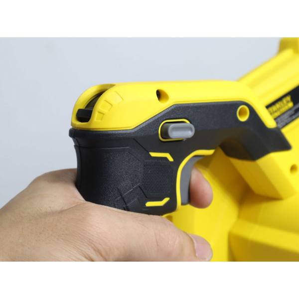 Máy thổi lá dùng pin 20V Fatmax Stanley SCBL01 (Chưa pin và sạc)