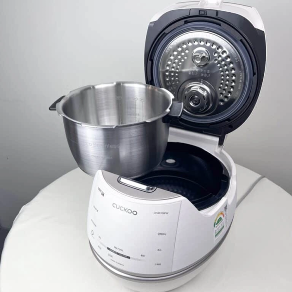 Nồi cơm điện cao tần áp suất Cuckoo CRP-CHAS109FW 1.8 lít