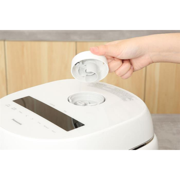 Nồi cơm điện tử Panasonic 1 lít SR-DK104WRA