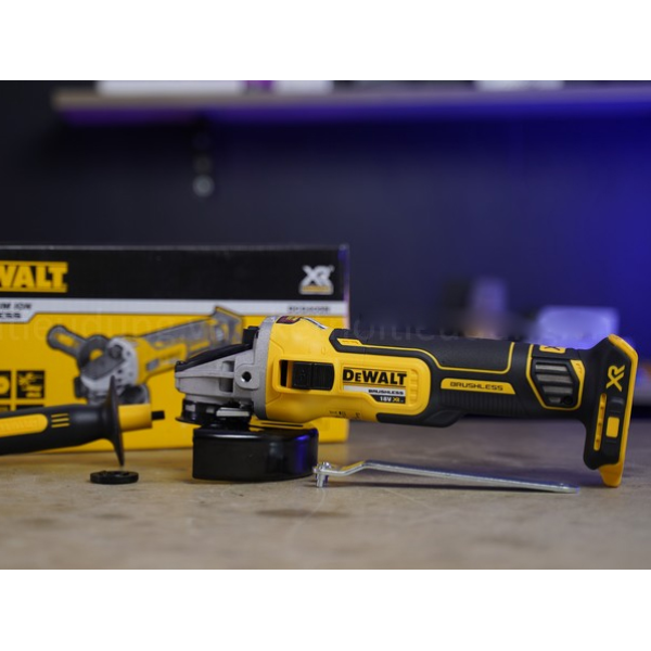 Thân máy mài góc Dewalt DCG405N - Chưa pin, sạc