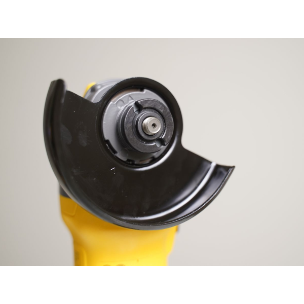 Máy mài góc dùng pin DeWalt DCG409N-B1 - Chưa pin sạc