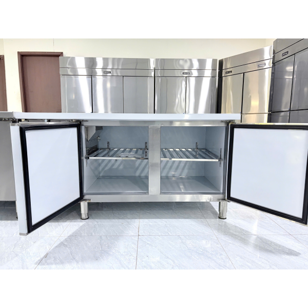 Tủ bàn Đông Công Nghiệp Lightcool 1M8 BL-1800 380L