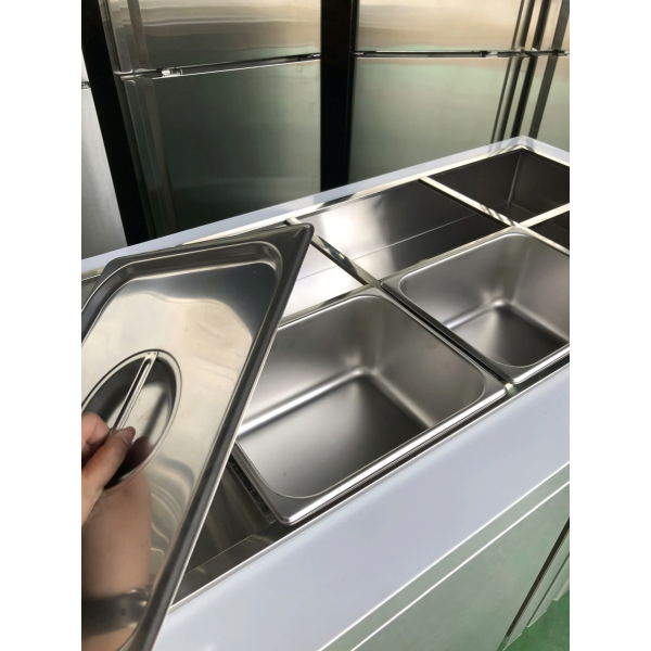Bàn mát salad 900mm Kistem KIS-XDB09R (Làm lạnh trực tiếp)