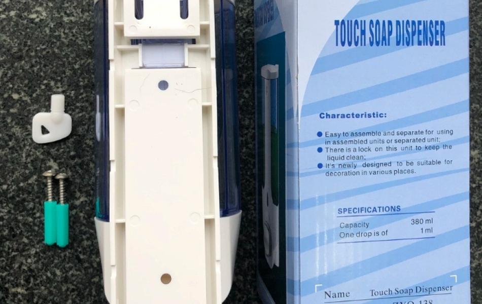 Hộp đựng dầu gội sữa tắm Xinda ZYQ-138