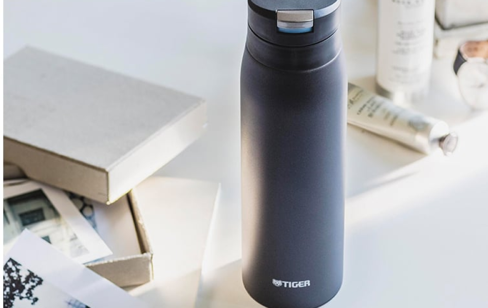  Bình giữ nhiệt  nắp bật 600ml Tiger MCX-A602 KE/XC