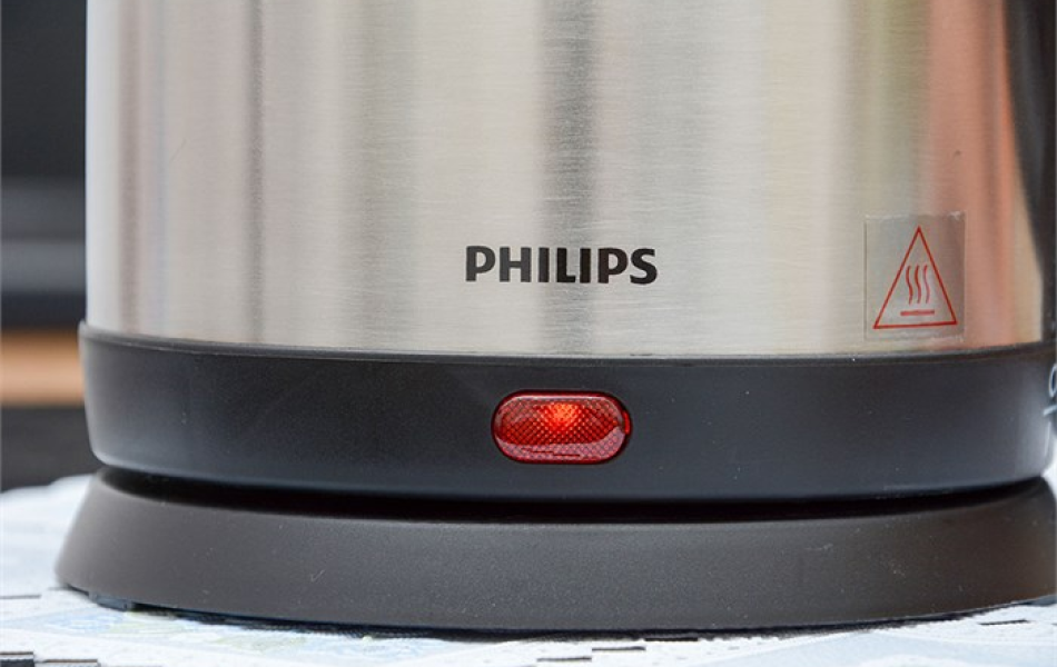 Bình đun siêu tốc Philips 1.5 lít HD9306