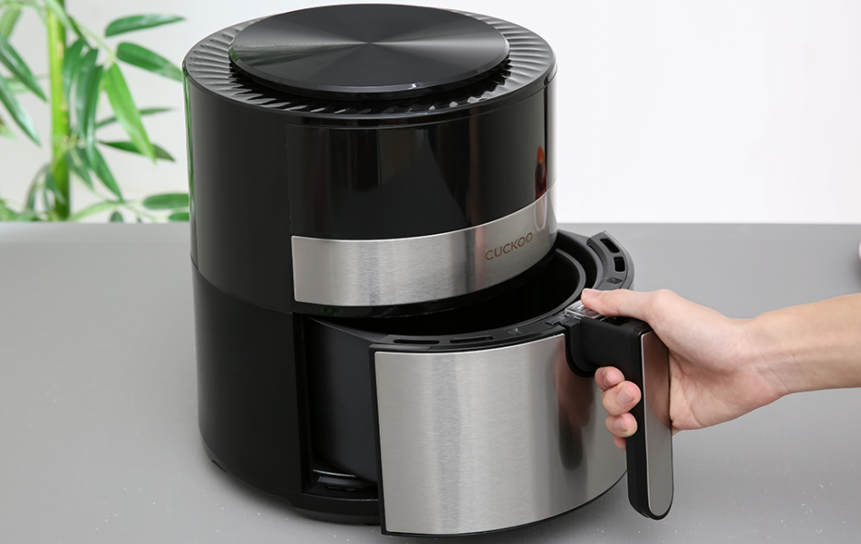 Nồi chiên không dầu Cuckoo CAF-F0410T/BKVNCV 4.7 lít