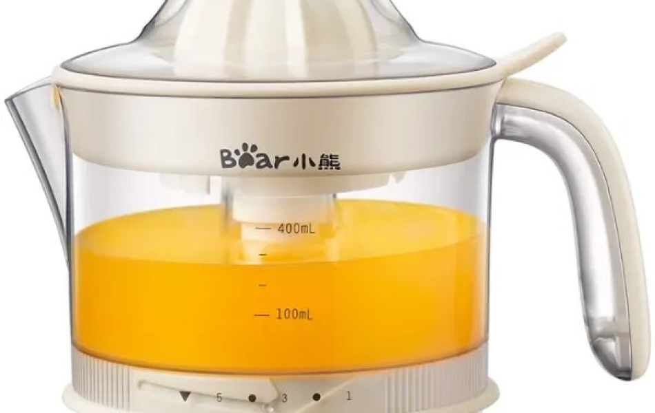 Máy Ép Cam Tự Động Bear CZJ-A04B1 Trắng