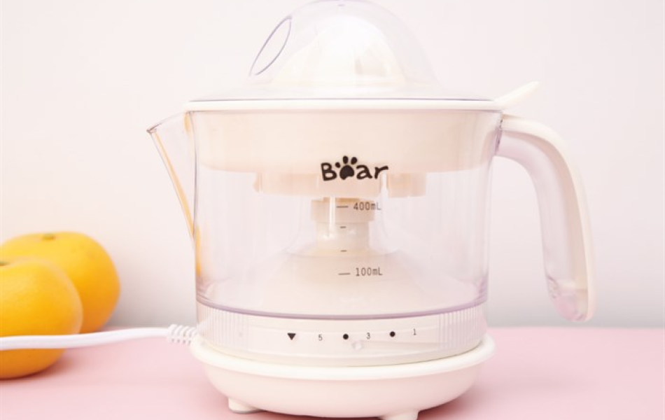 Máy Ép Cam Tự Động Bear CZJ-A04B1 Trắng