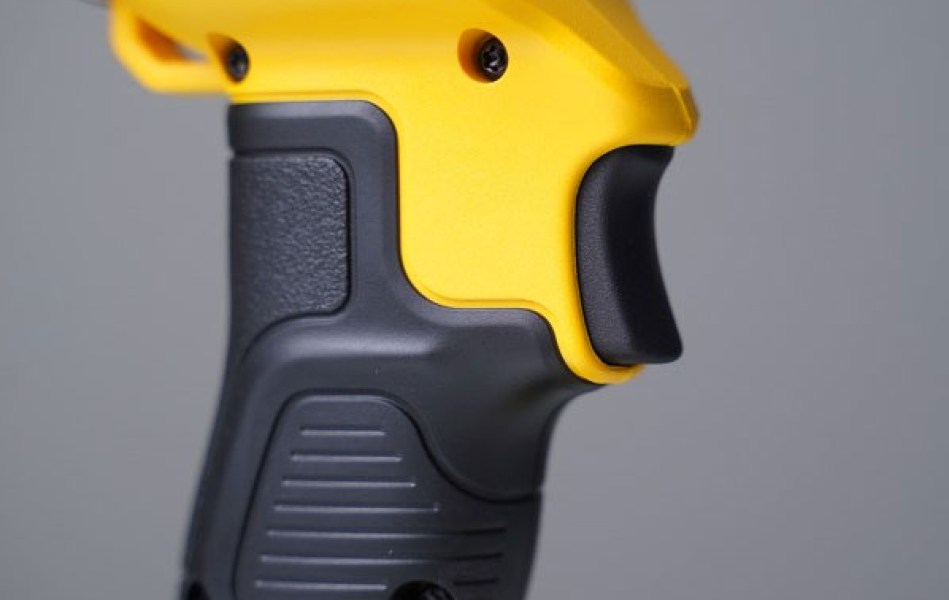 Đèn LED dùng pin DeWalt 20V Max DCL043N-KR - Chưa pin, sạc