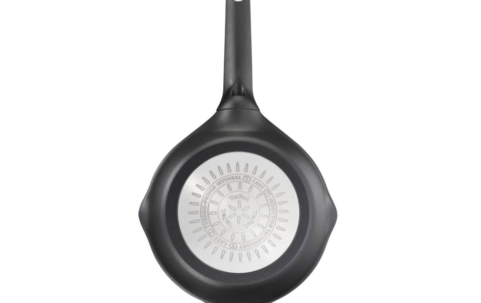 Chảo đúc chống dính Tefal Robusto E2490244 - 20cm