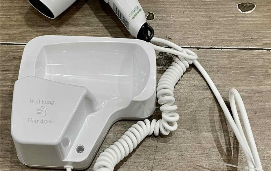 Máy sấy tóc gắn tường Sm3122S