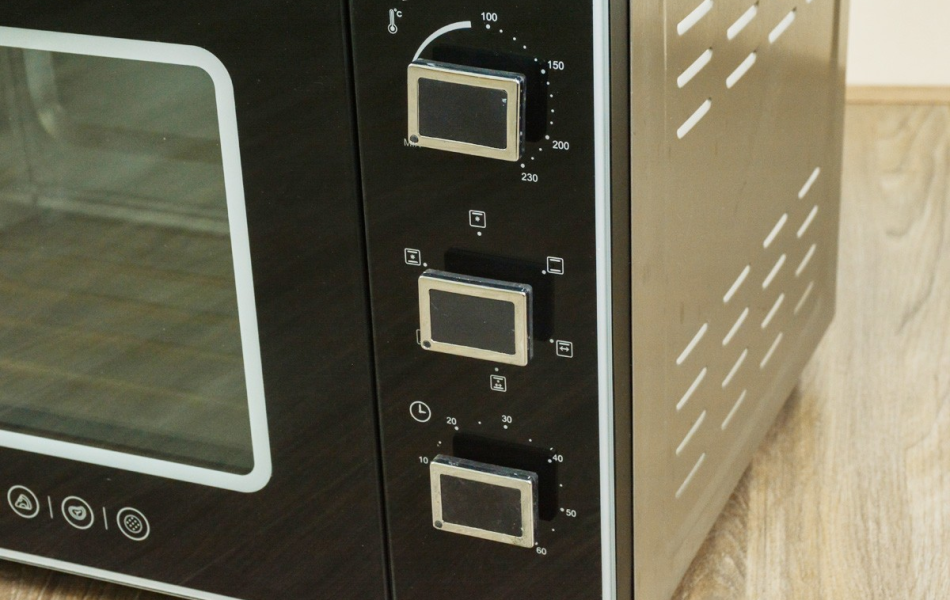 Lò nướng Sanaky VH5099N2D 50 lít