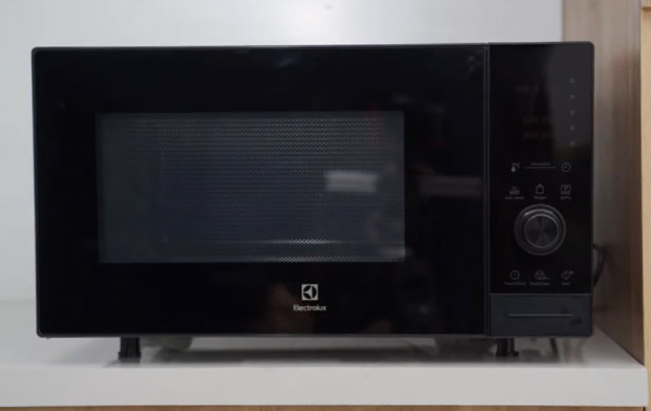 Lò vi sóng kết hợp nướng Electrolux EMSB30XCF 30 lít