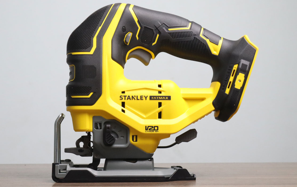 Máy cưa lọng dùng pin 20V Max Stanley SBJ650-KR (Chưa pin, sạc)