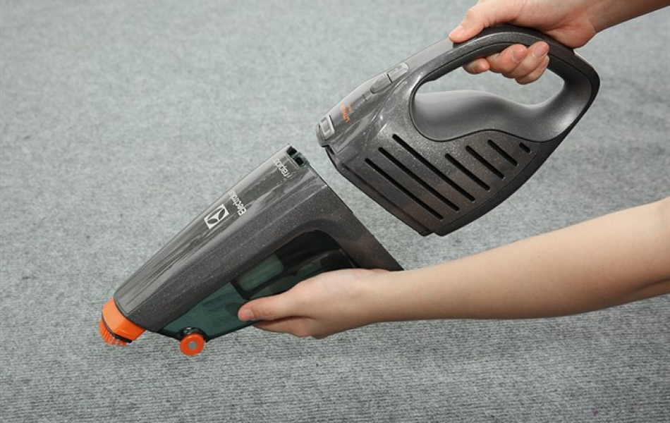 Máy hút bụi Electrolux ZB6214IGM