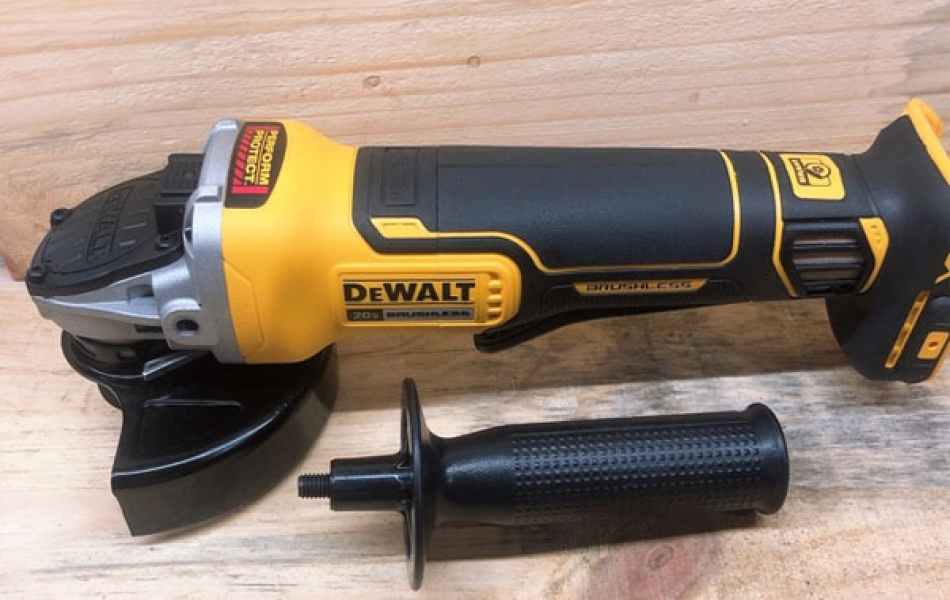 Máy mài góc dùng pin Dewalt DCG413B - Chưa pin, sạc