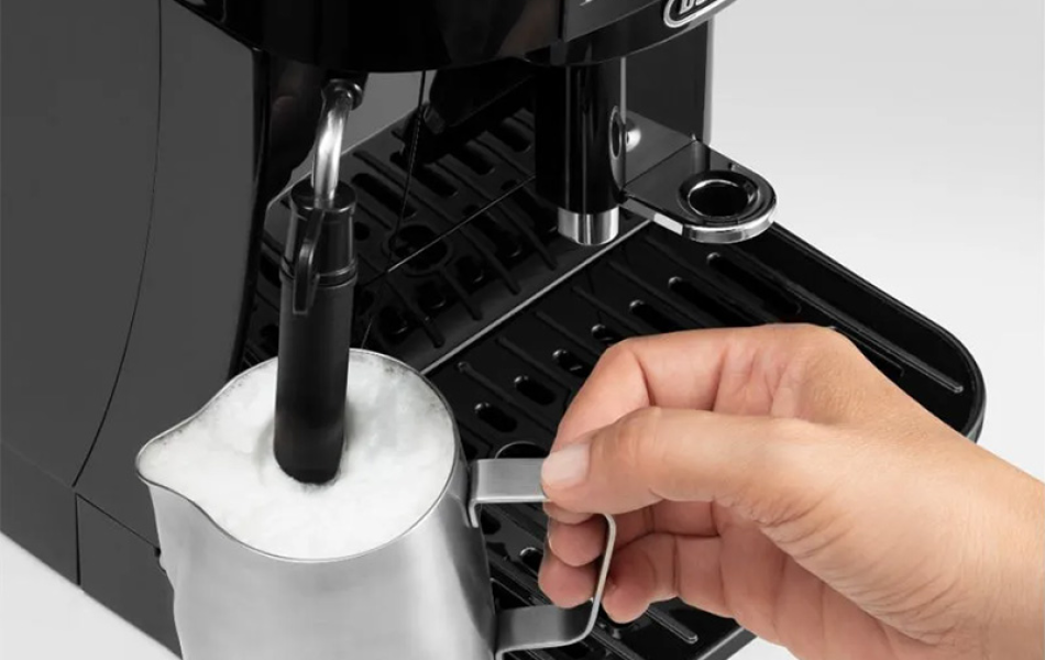 Máy pha cà phê Delonghi ECAM12.122.B