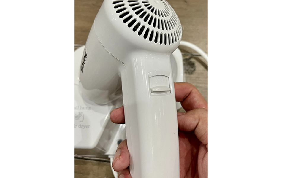 Máy sấy tóc gắn tường Sm3122 và Sm3122S