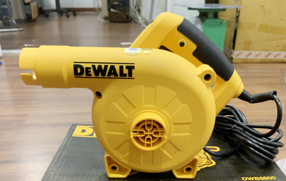 Máy thổi bụi DeWalt DWB6800