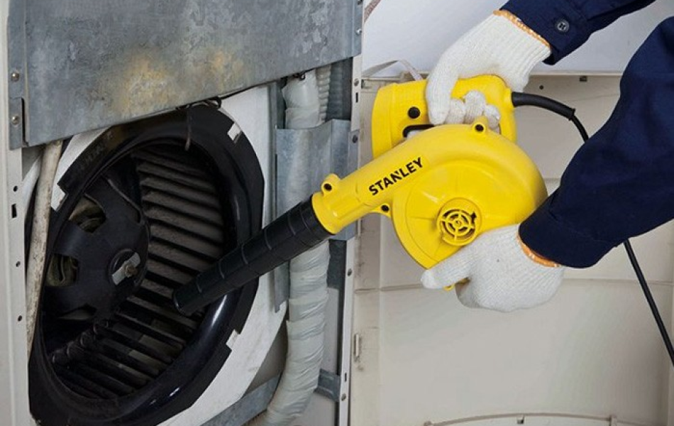 Máy thổi bụi Stanley STPT 600