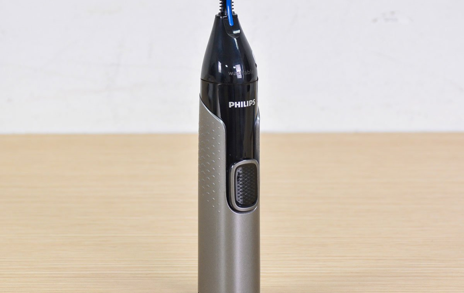 Máy tỉa lông mũi, tai và lông mày Philips NT3650/16