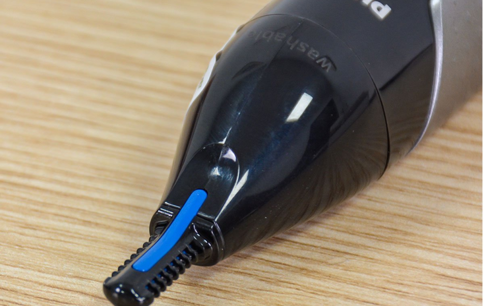 Máy tỉa lông mũi, tai và lông mày Philips NT3650/16