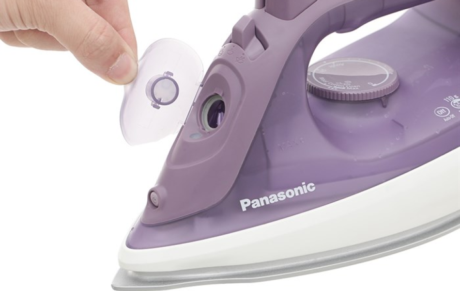 Bàn ủi hơi nước Panasonic NI-S630VRA