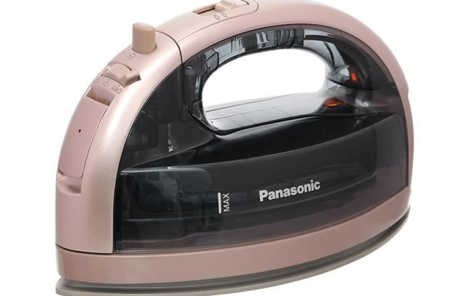 Bàn ủi hơi nước Panasonic NI-WL35PNRA