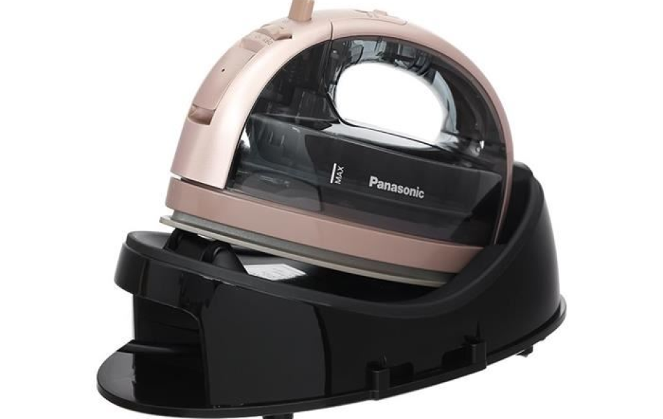Bàn ủi hơi nước Panasonic NI-WL35PNRA