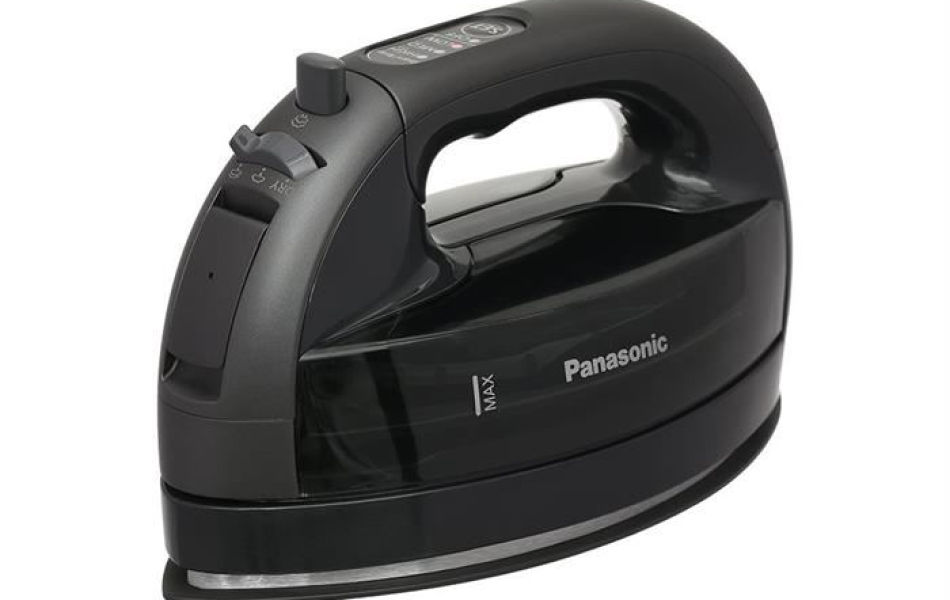 Bàn ủi hơi nước Panasonic NI-WL55KRA
