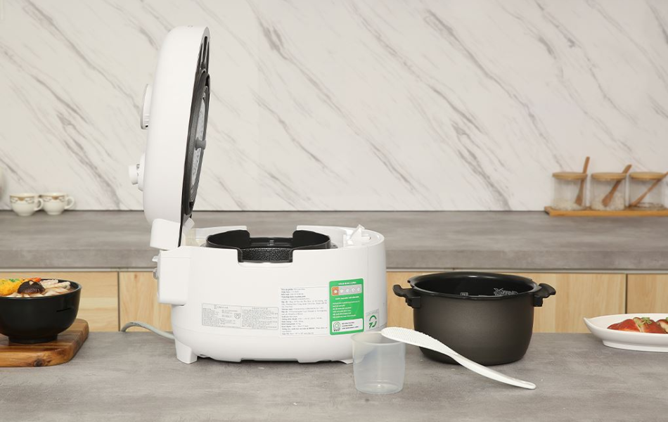 Nồi cơm cao tần Cuckoo 0.54 lít CRP-T0310FGW