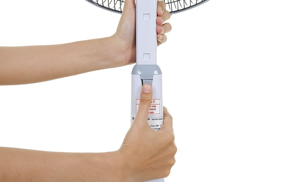 Quạt đứng Sharp PJ-L40RV-LG