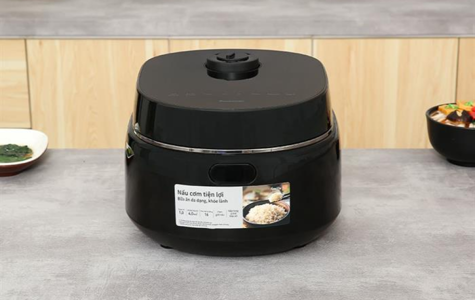 Nồi cơm điện tử Panasonic 1 lít SR-DM104KRA 