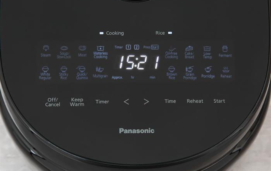 Nồi cơm điện tử Panasonic 1.8 lít SR-DM184KRA 
