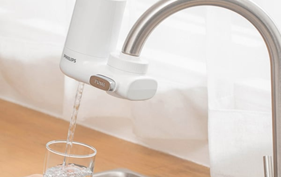 Thiết bị lọc nước tại vòi Philips AWP3753