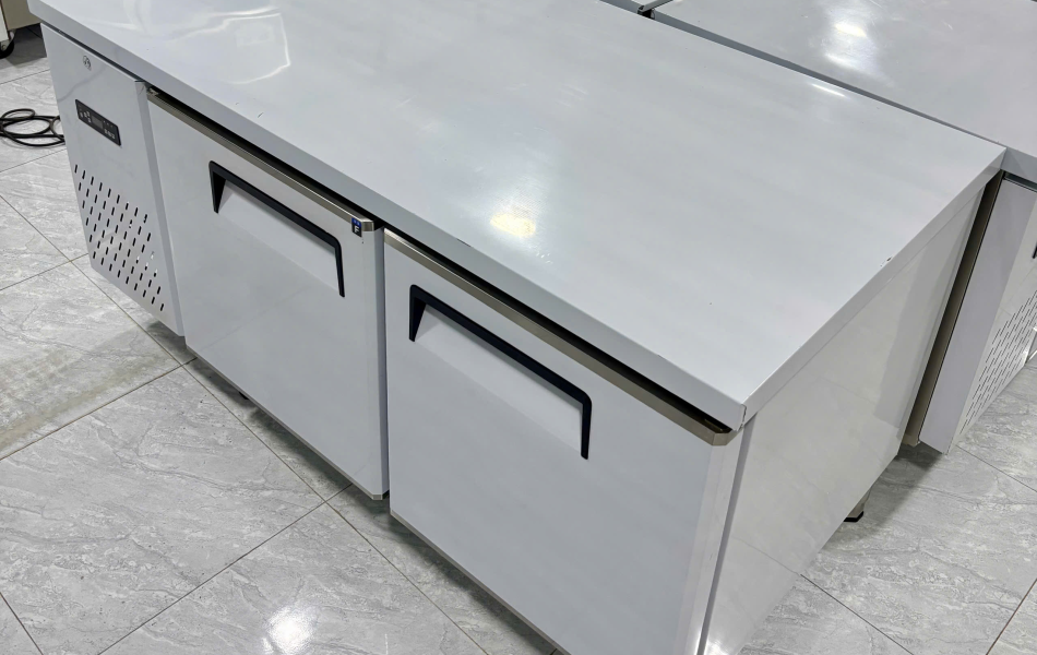 Tủ bàn Đông Công Nghiệp Lightcool 1M5 BL-1500 294L